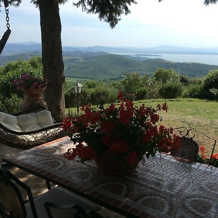 Agriturismo La Bicocca - Apt. "Il Leccio" Castel Rigone Eksteriør bilde