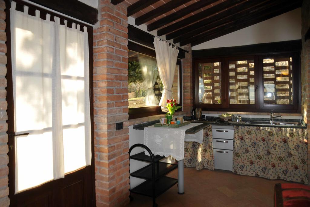 Agriturismo La Bicocca - Apt. "Il Leccio" Castel Rigone Eksteriør bilde