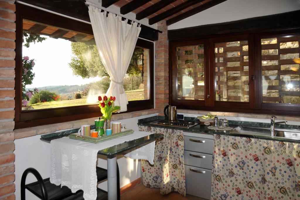 Agriturismo La Bicocca - Apt. "Il Leccio" Castel Rigone Eksteriør bilde